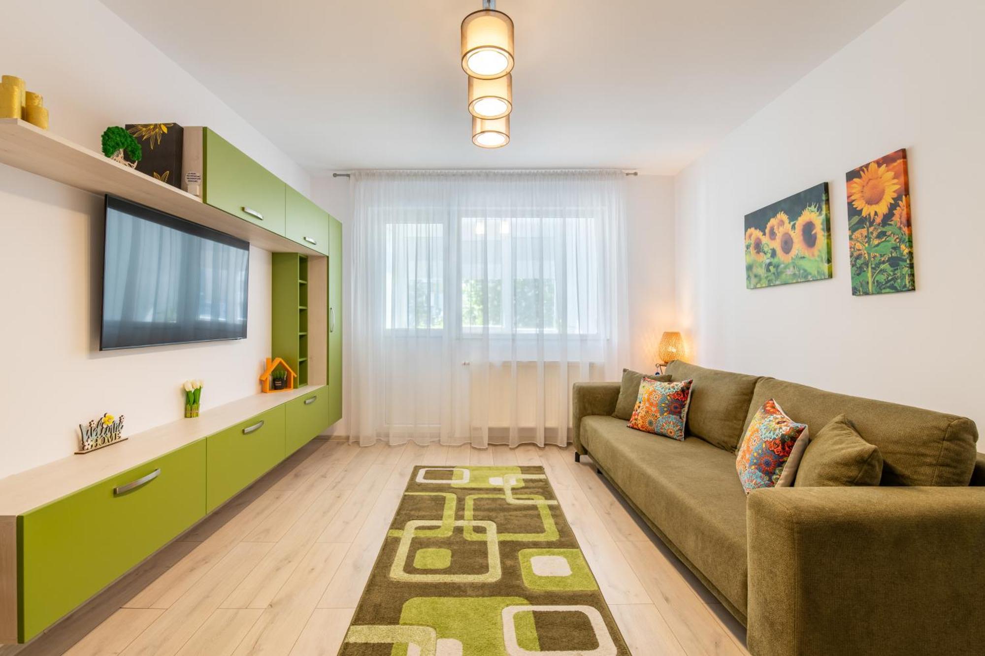 Springhome - Cozy Apartment With Balcony & Parking Braşov Extérieur photo